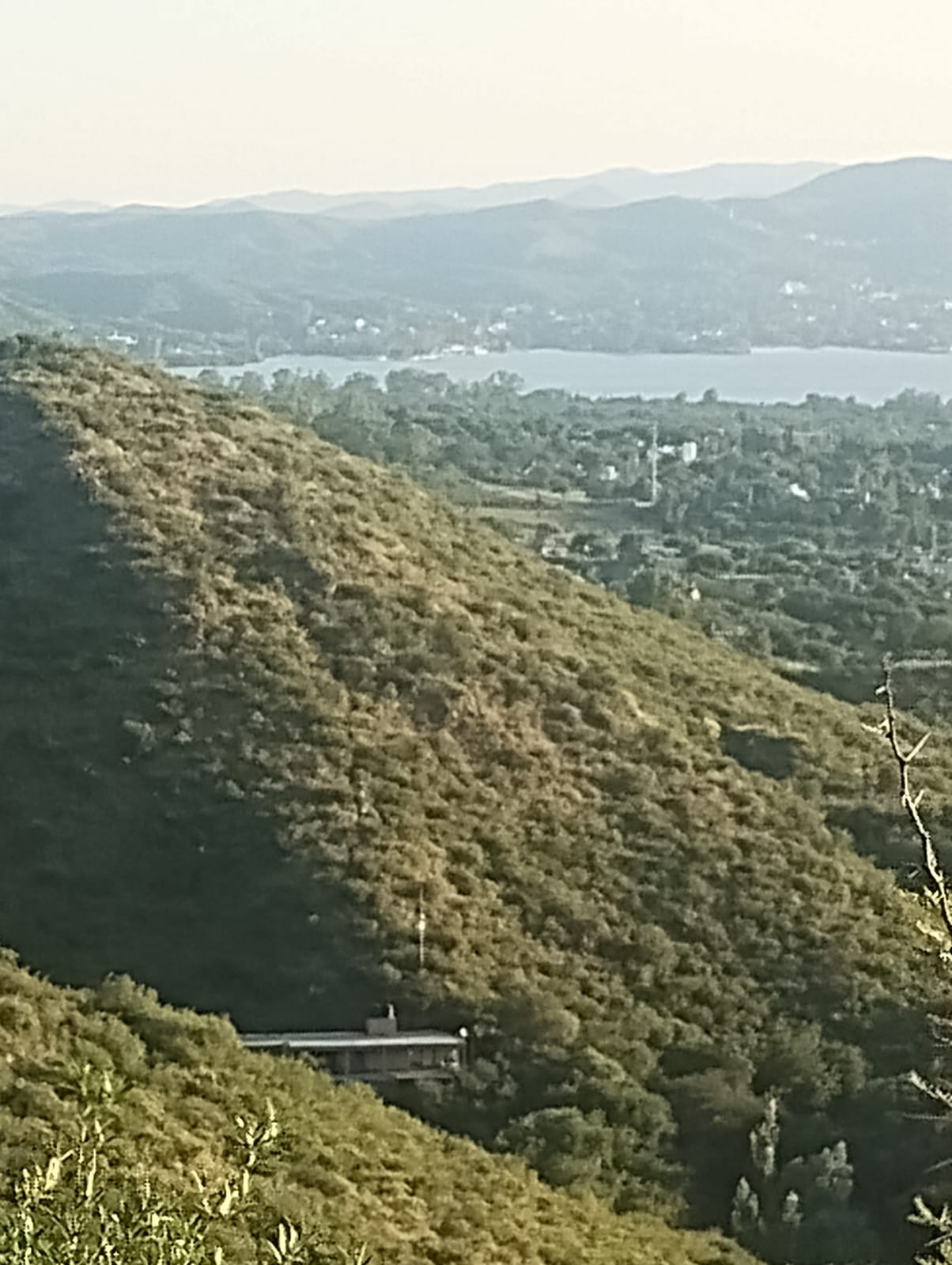 gran lote con casa de categoría y departamento a estrenar gran lote con casa de categoría y departamento a estrenar