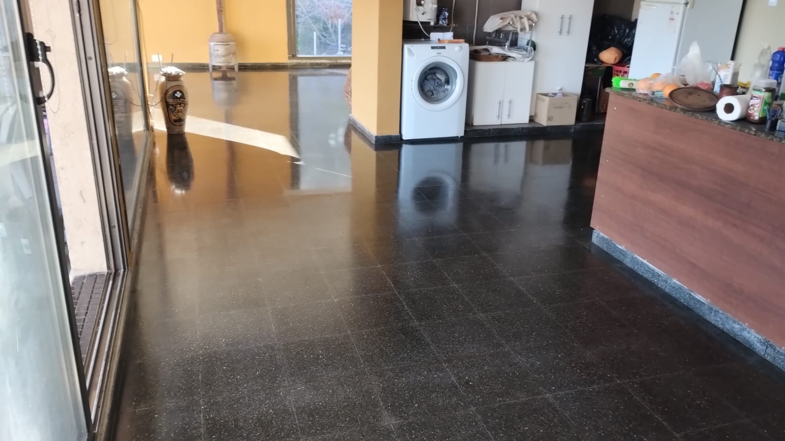 gran lote con casa de categoría y departamento a estrenar gran lote con casa de categoría y departamento a estrenar