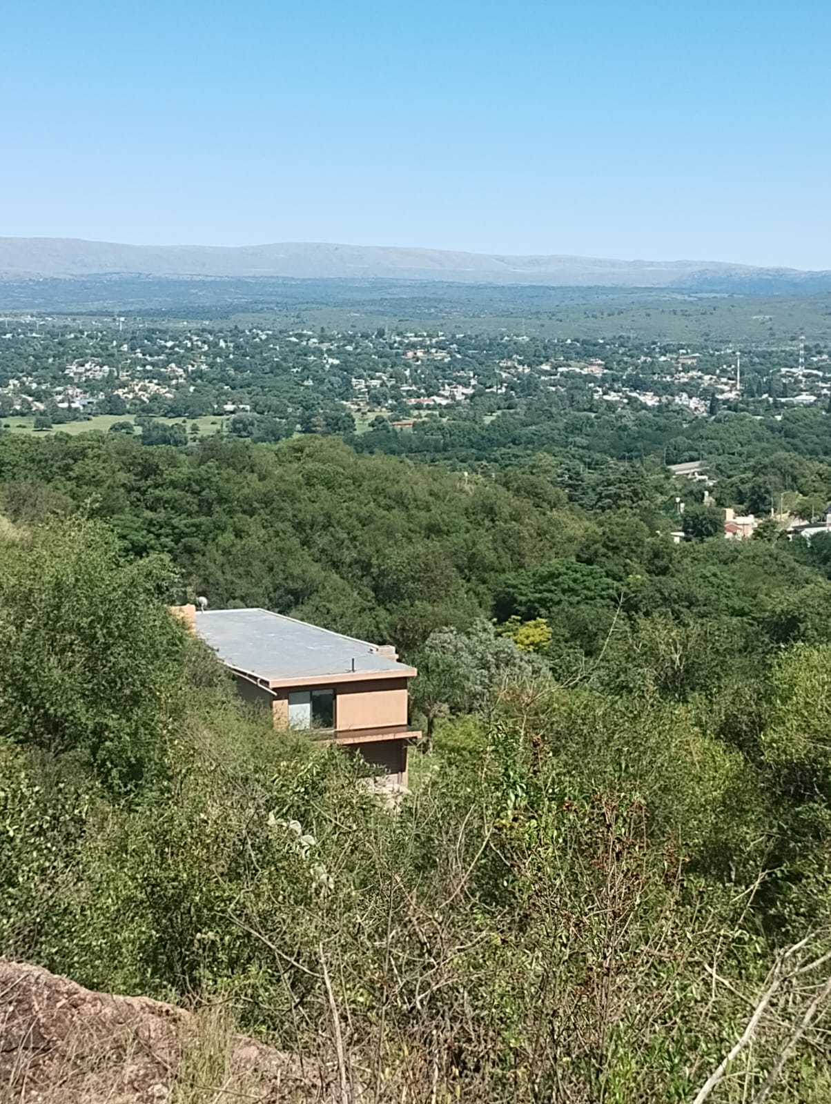 gran lote con casa de categoría y departamento a estrenar gran lote con casa de categoría y departamento a estrenar